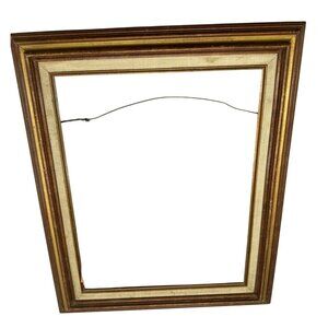 Vintage Rectangular Wooden Picture Frame With Gold Detailing 23X19" READ